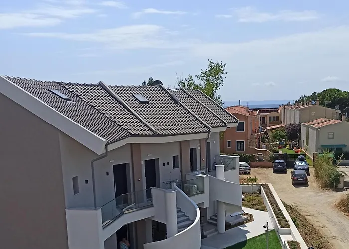 Mele Apartments