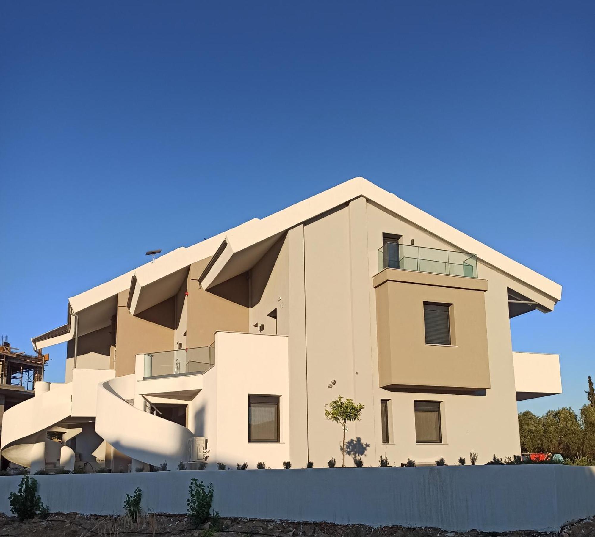 Mele Apartment